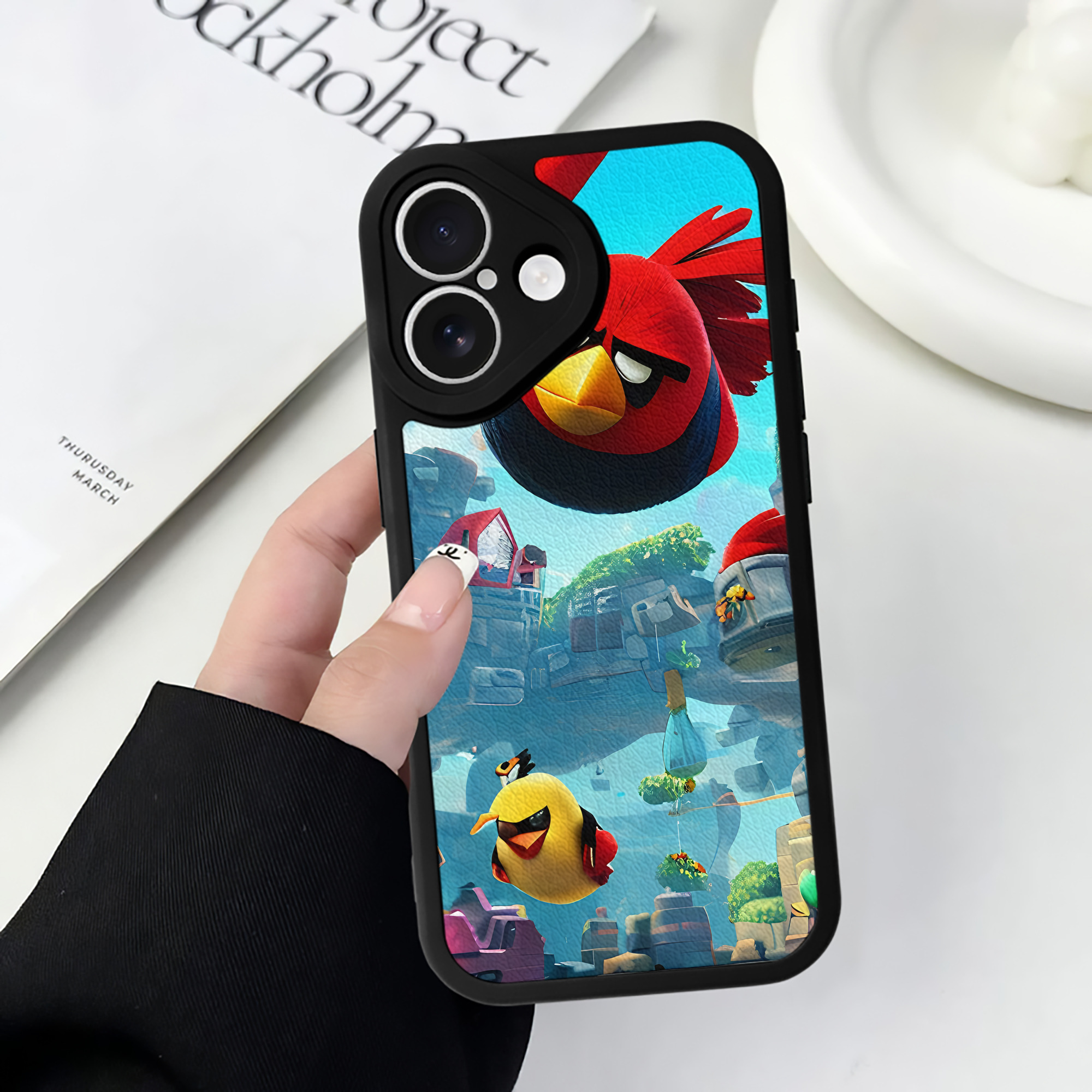 （画像用） Angry Birds アングリーバード 【iPhone 16シリーズ対応】シリコンスマホケース（レザー調） 材質：シリコン